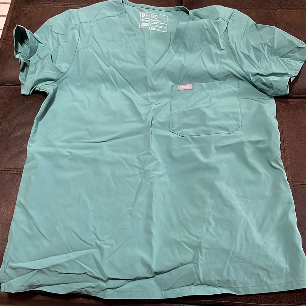 Figs Women's Top in Teal